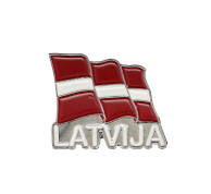 Piespraude ar Latvijas karogu